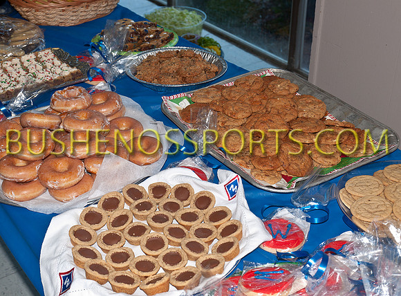 bushenosPreGame121011-061
