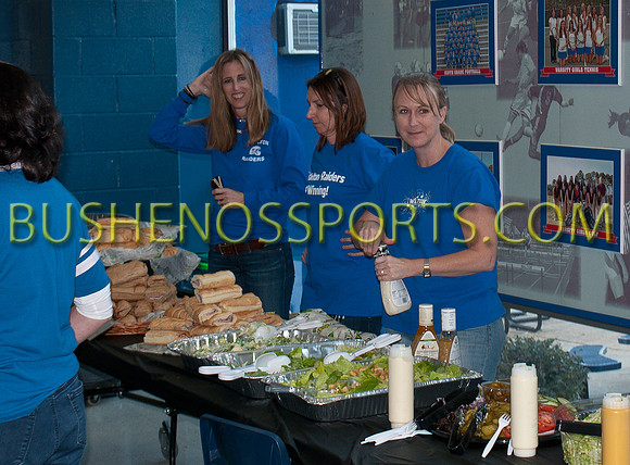 bushenosPreGame121011-069