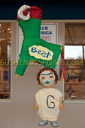 bushenosPreGame121011-059